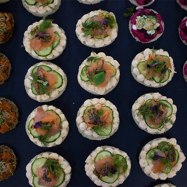 Open sandwich bar